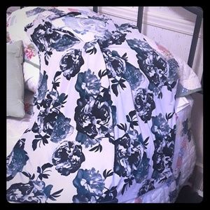 Beautiful sleeveless blouse